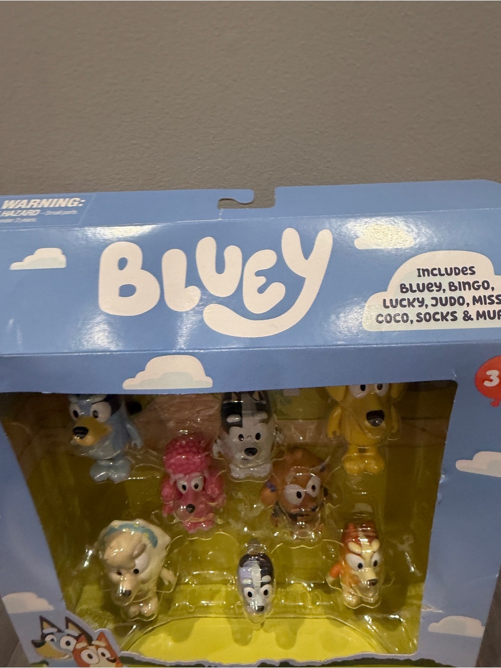 NWT Bluey Neighborhood Friends Pack - Action Pretend Character Figurine Set - Picture 2 of 7
